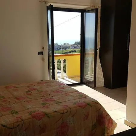 Villa Vista Stromboli Falerna Scalo