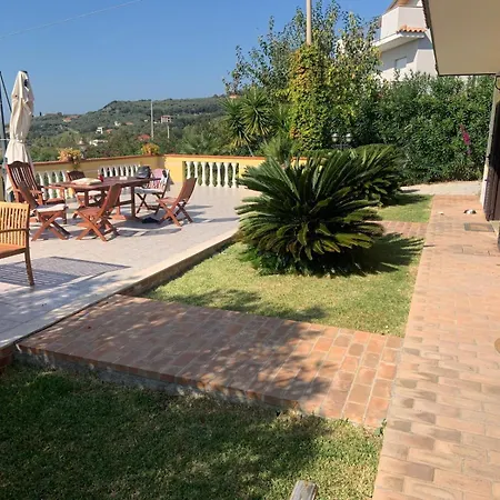 Vista Stromboli Villa *