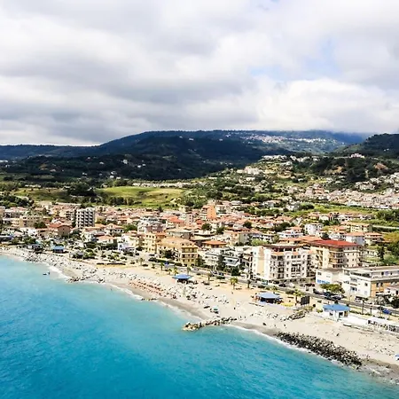 Vista Stromboli فيلة *