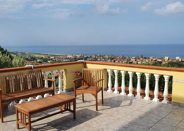 Vista Stromboli فيلة Falerna Scalo