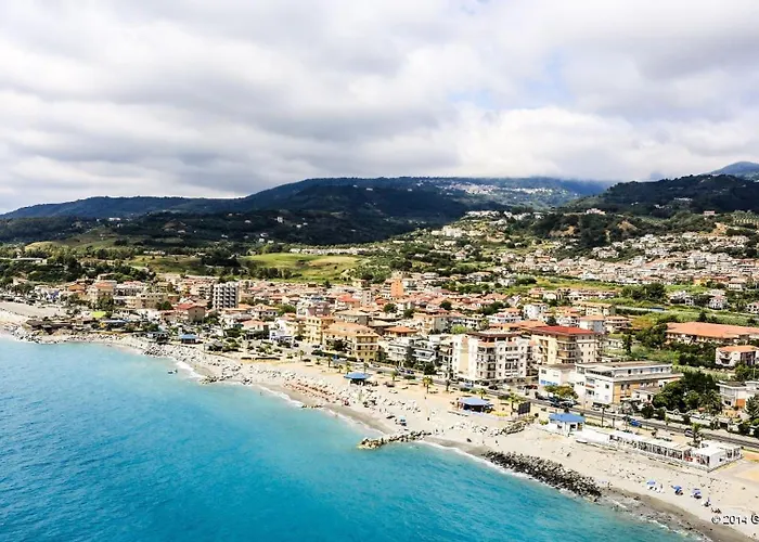 Vista Stromboli فيلة *